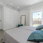 Lux 31 *