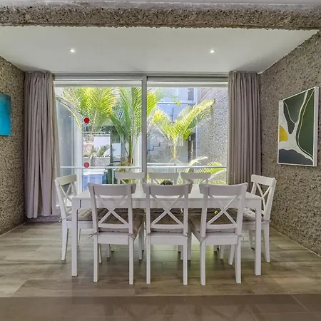 Lux 31 Villa