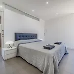 Lux 31 Villa *