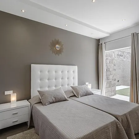 וילה Lux 31 אדחה